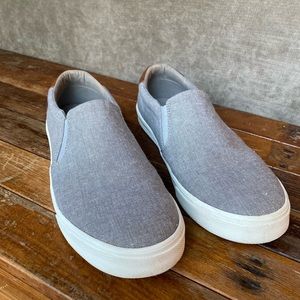Slip on Sneakers